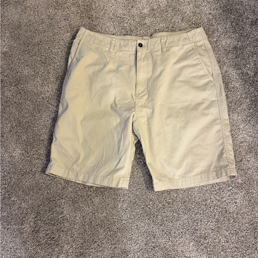 Old Navy Men's Khaki Flat Front Shorts